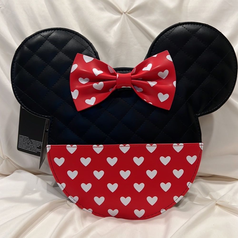 ❤️ Loungefly Disney Mickey and Minnie Mouse Love Reversible Crossbody Bag NWT ❤️